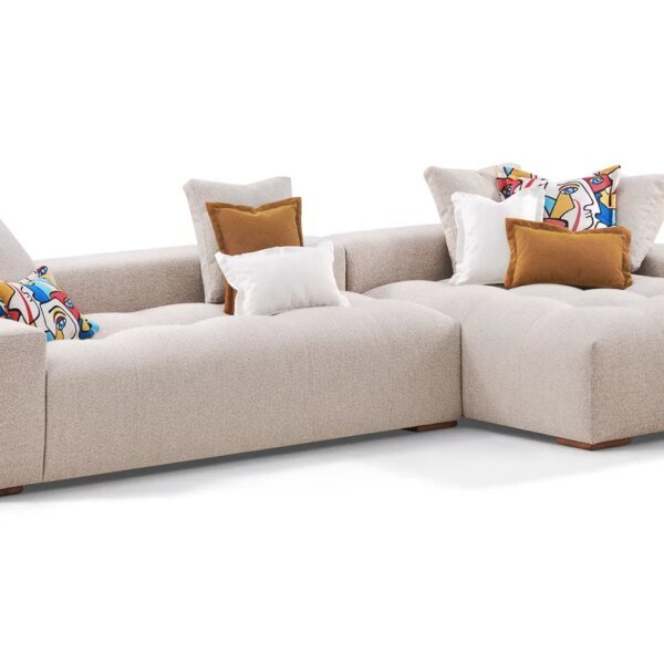SKY PM, SALON EN L